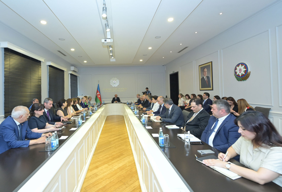 Yeni ali təhsil proqramlarının hazırlanması məqsədilə yaradılmış Komissiyanın üçüncü iclası keçirilib