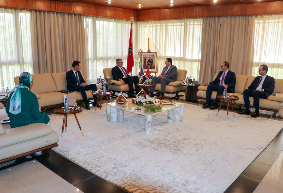 سفير أذربيجان بالمغرب يلتقي بوزير النقل واللوجستيك المغربي
