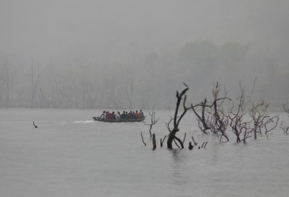 At least 13 dead, dozens missing after boat capsizes in central Nigeria