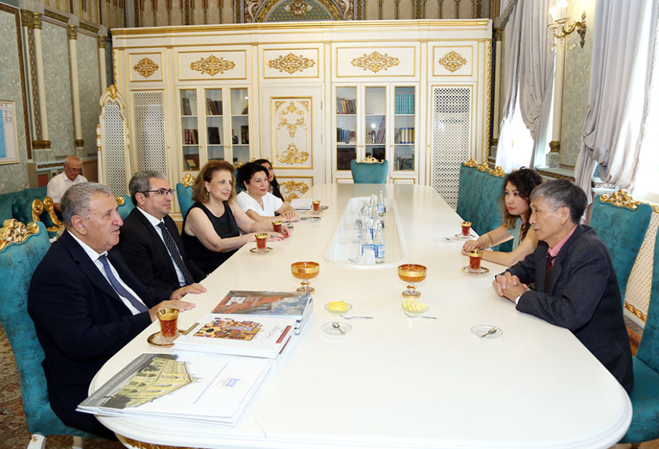Azerbaijan National Academy of Sciences holds meeting with Vietnamese scientists