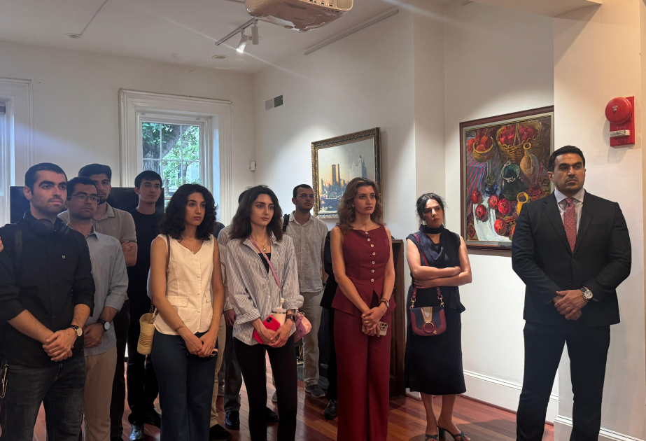 Vaşinqtonda “Ana dili və multikultural mühit" adlı tədbir keçirilib
