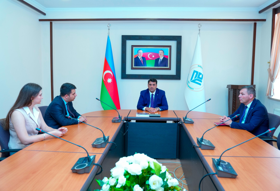 NDU-nun tələbələri Macarıstan Hökumətlərarası Təqaüd Proqramının qalibi olublar