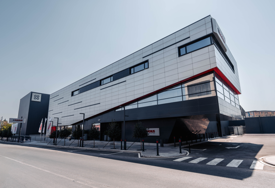 ®  Bakıda “Radius”un yeni mərkəzi istifadəyə verildi – iqtisadi inkişaf və yol təhlükəsizliyi hədəfdə