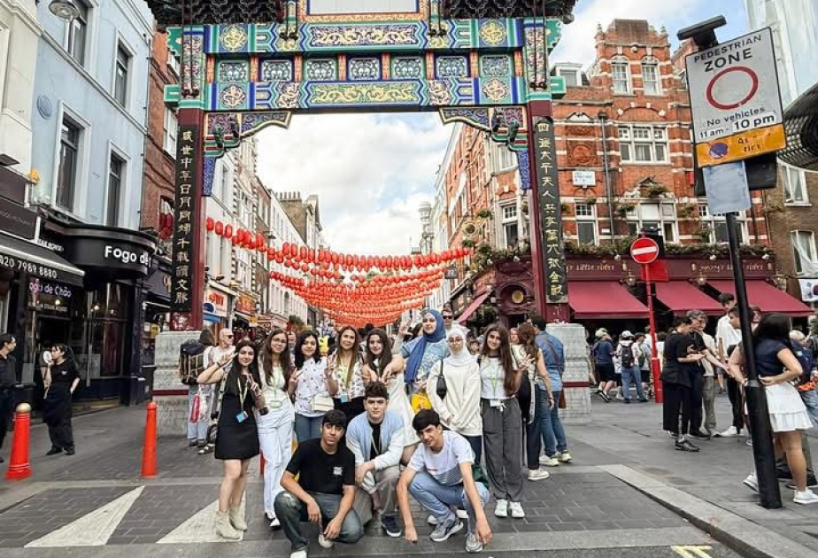 “YAŞAT” summer school for children of martyrs underway in London