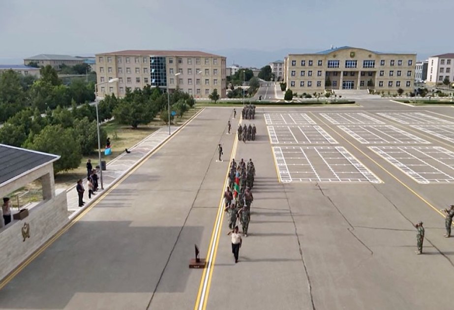 Azerbaijan’s Combined Arms Army holds graduation ceremony