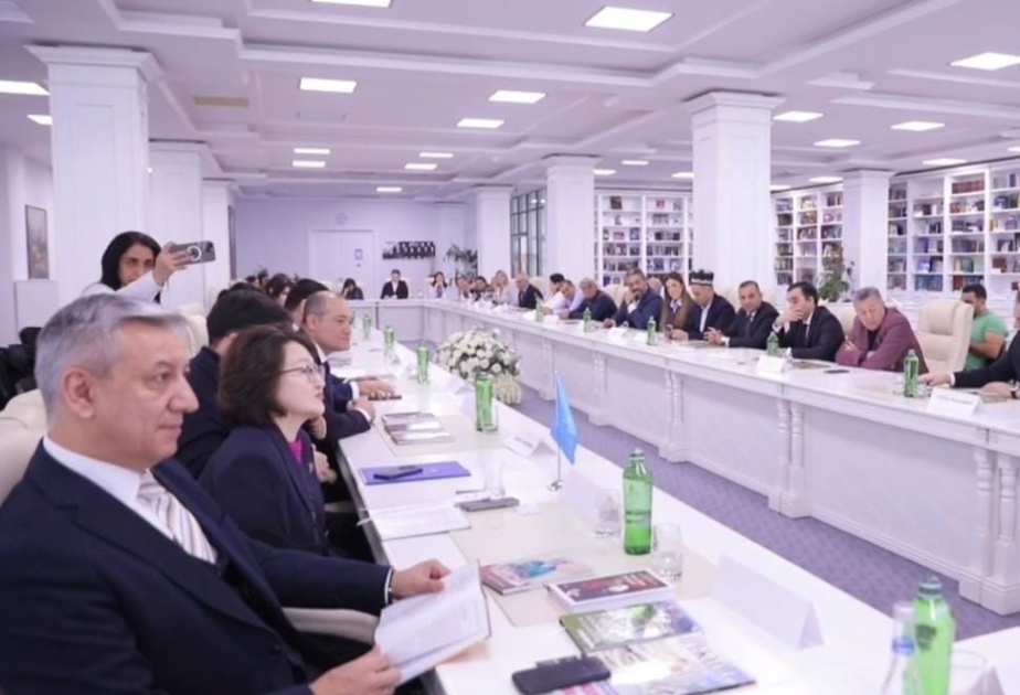 “Ana dili – Milli kimlik simvolu” mövzusunda tədbir təşkil olunub