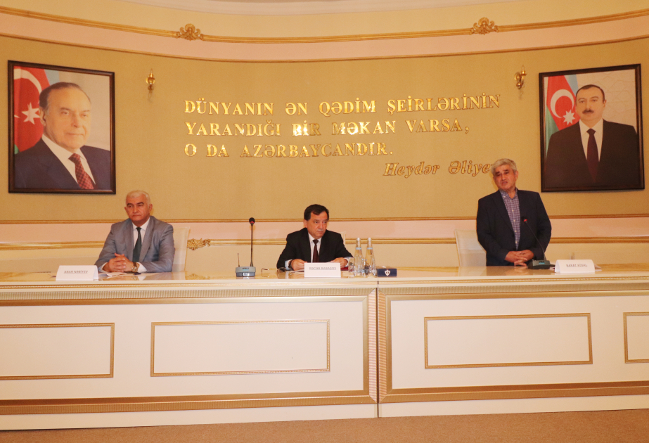 Qazaxda “Ümummilli Lider Heydər Əliyev milli dilimizin xilaskarıdır” mövzusunda tədbir keçirilib