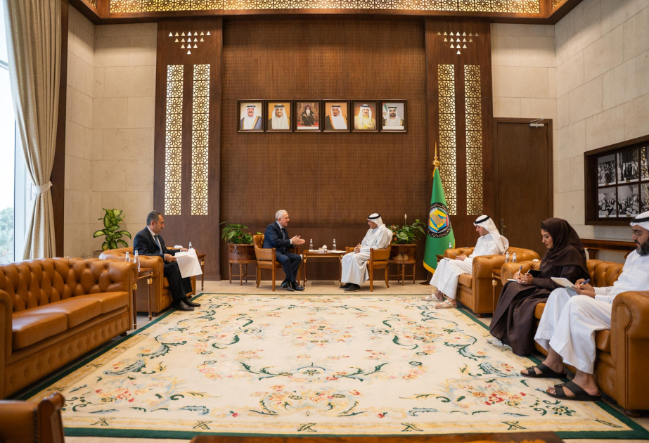 海湾合作委员会秘书长应邀出席巴库世界论坛