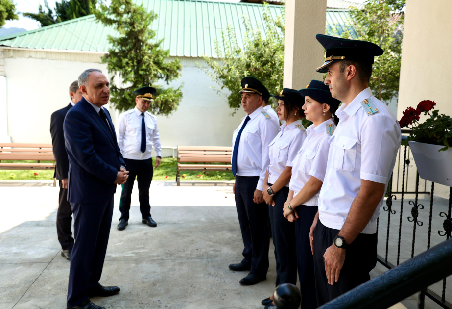Qəbələdə prokurorluq əməkdaşları üçün yeni xidməti mənzillər istifadəyə verilib