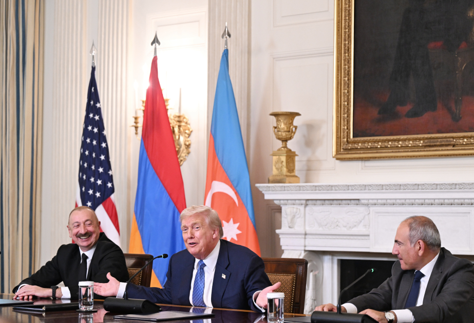 El Presidente de Estados Unidos, Donald Trump, hace una declaración a la prensa en la Casa Blanca
