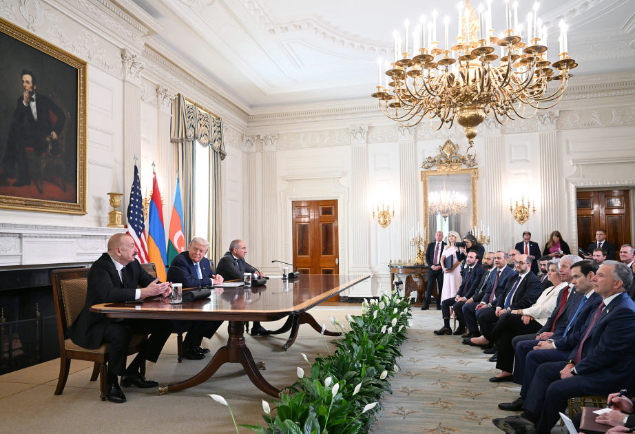 Prime Minister of Armenia Nikol Pashinyan made press statement at the White House