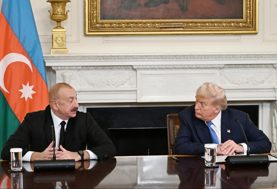 Президент Ильхам Алиев поблагодарил Президента США за отмену 907-й поправки