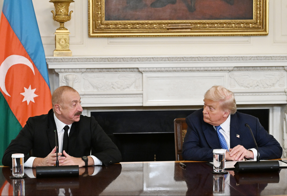 Presidente Ilham Aliyev: "La enmienda 907 fue derogada hoy después de 33 años"
