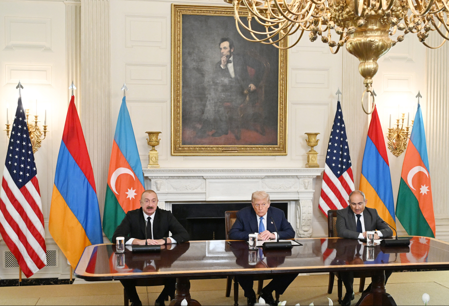 Президент Ильхам Алиев: «Маршрут процветания и мира Трампа» устранит преграды в отношениях
