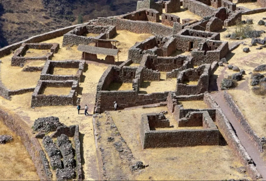 Arxeoloqlar Peruda təqribən 3 min əvvəl qurban edilən insanların qalıqlarını tapıblar