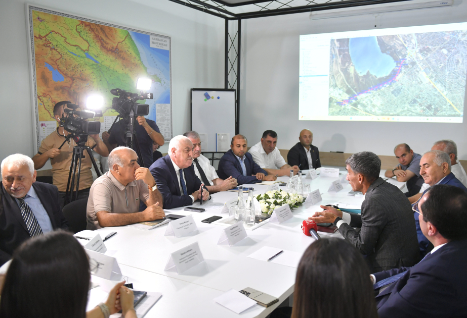 Bakı şəhərində və ətraf ərazilərdə nəqliyyat infrastrukturunun təkmilləşdirilməsi məsələləri müzakirə edilib