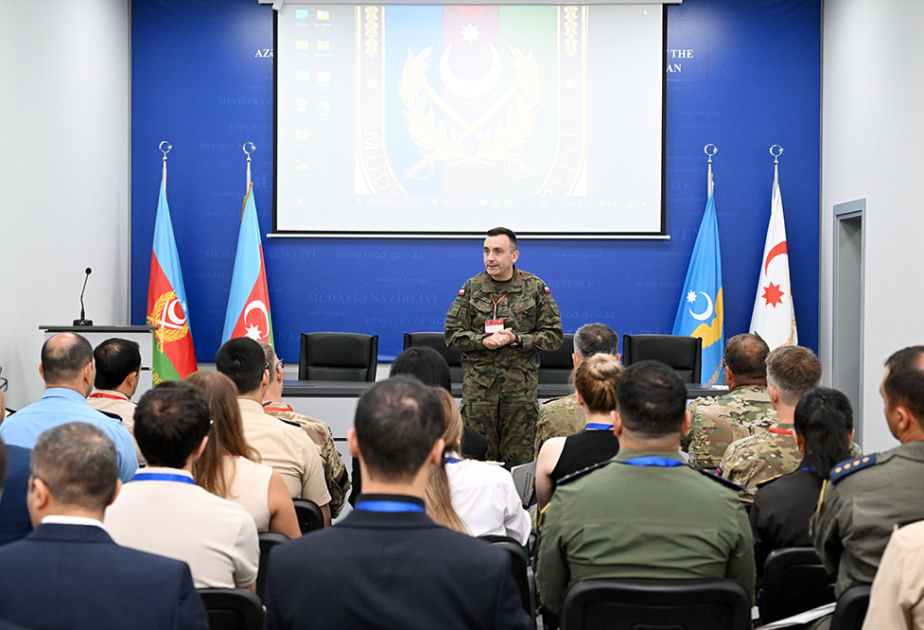 Baku hosts Strategic Communications course