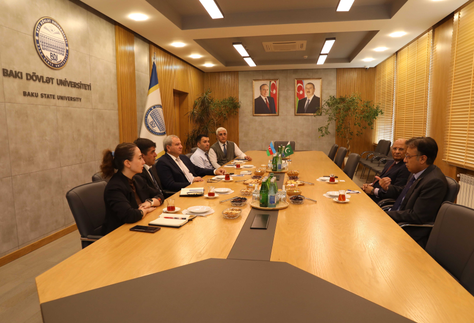 Baku und Islamabad vertiefen wissenschaftliche Beziehungen