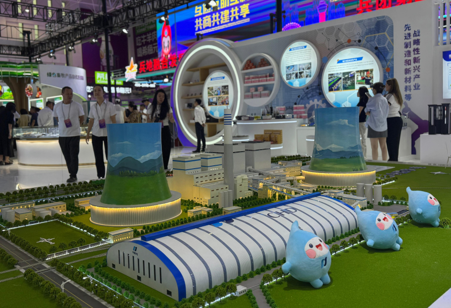 Regional commodity fair opens in Xinjiang's Kashgar
