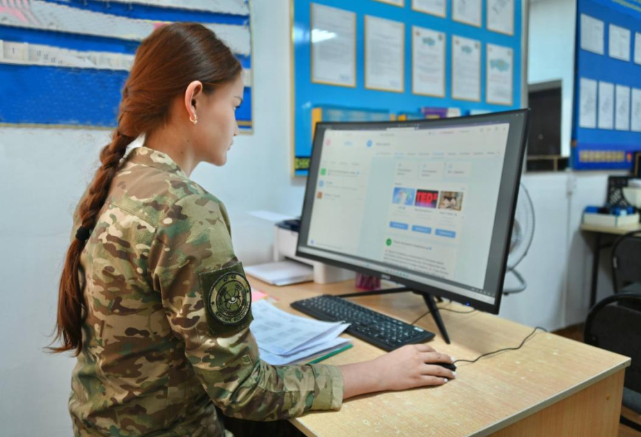 Вооруженные силы Казахстана переходят на национальный мессенджер Aitu