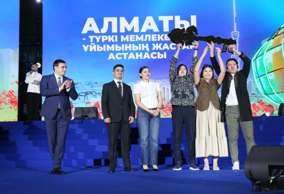 Азербайджан участвует в IV Международном молодежном фестивале в Алматы