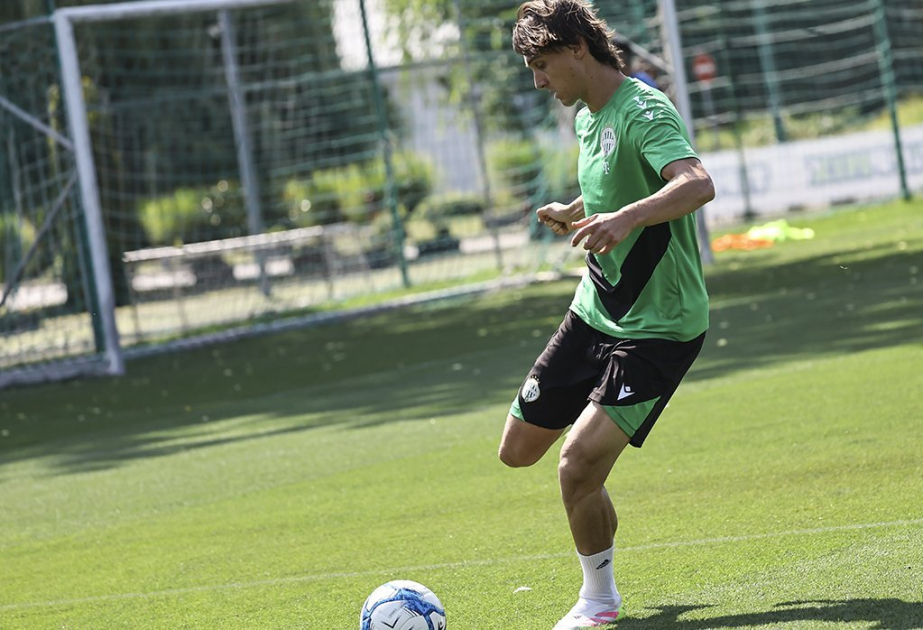 “Ferensvaroş”un futbolçusu: “Qarabağ”la oyunun asan keçəcəyini gözləmirik