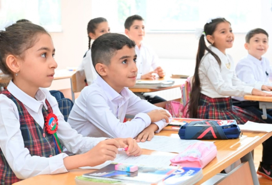 Şagirdlərin elektron yerdəyişməsi prosesinin müddəti uzadılıb