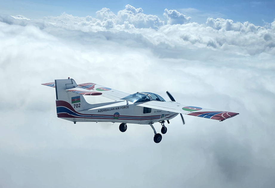 Azerbaijani military pilots conduct training flights