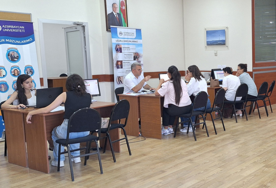 Azərbaycan Universitetində Abituriyent Məsləhət Mərkəzinə 700-dən çox abituriyent və subbakalavr müraciət edib