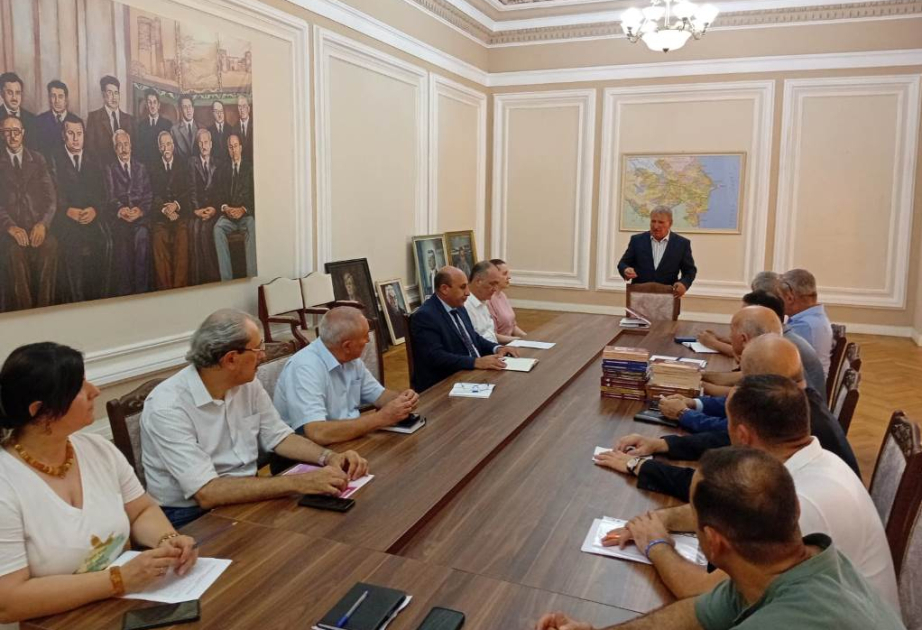 Учрежден нагрудный знак по случаю 80-летнего юбилея НАНА