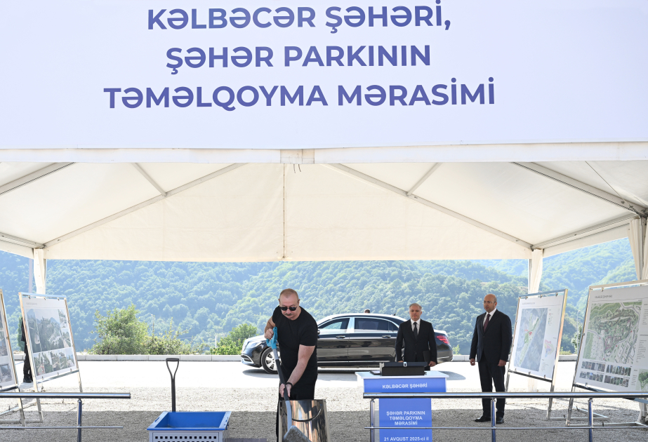 El Presidente Ilham Aliyev colocó la primera piedra del parque de la ciudad de Kalbajar ACTUALIZADO