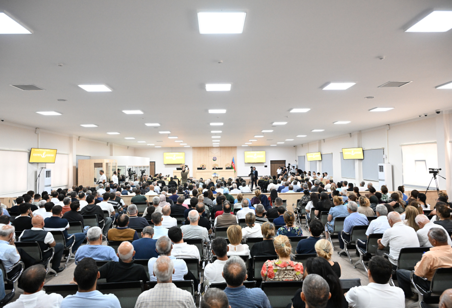 Rehén azerbaiyana tomada por las fuerzas armadas armenias durante el genocidio de Joyalí: “Le cortaron la cabeza a mi esposo”