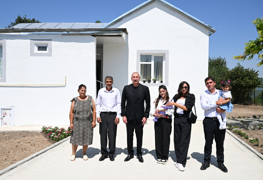 President Ilham Aliyev and First Lady Mehriban Aliyeva reviewed restoration of private houses and infrastructure in Kolatag village of Aghdara VIDEO