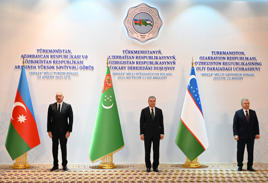 Türkmənbaşı şəhərində Türkmənistan, Azərbaycan və Özbəkistan arasında yüksəksəviyyəli görüş keçirilib YENİLƏNİB VİDEO