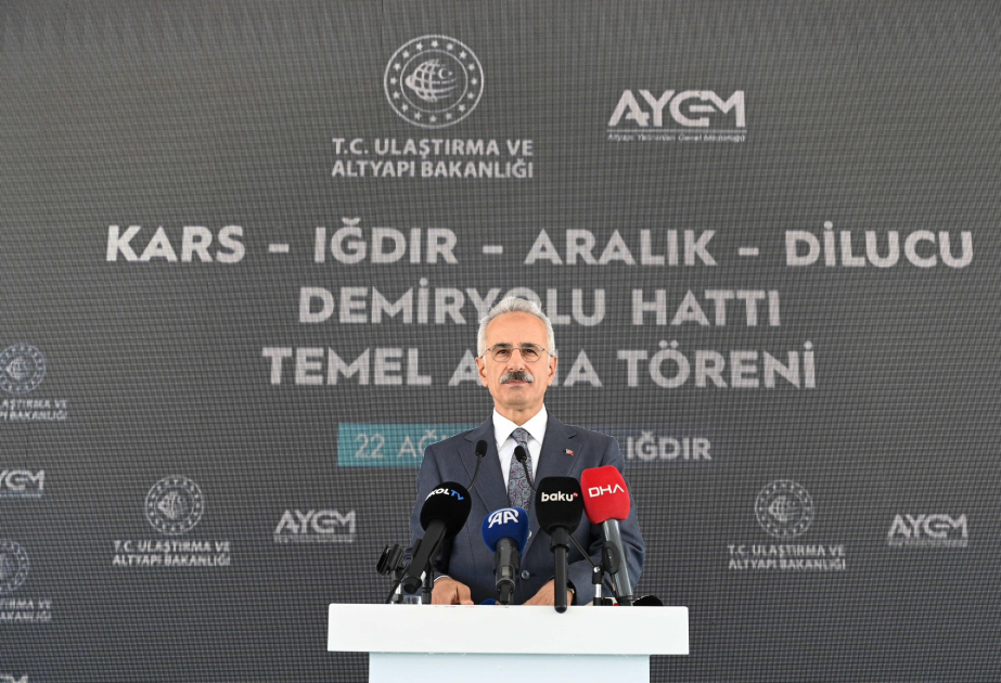 Türkiyədə Qars-Naxçıvan dəmir yolunun tikintisinə start verilib
