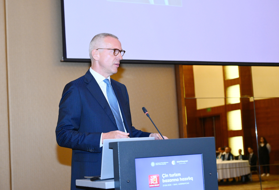 В Азербайджане будет реализована программа подготовки новых гидов, владеющих мандаринским диалектом