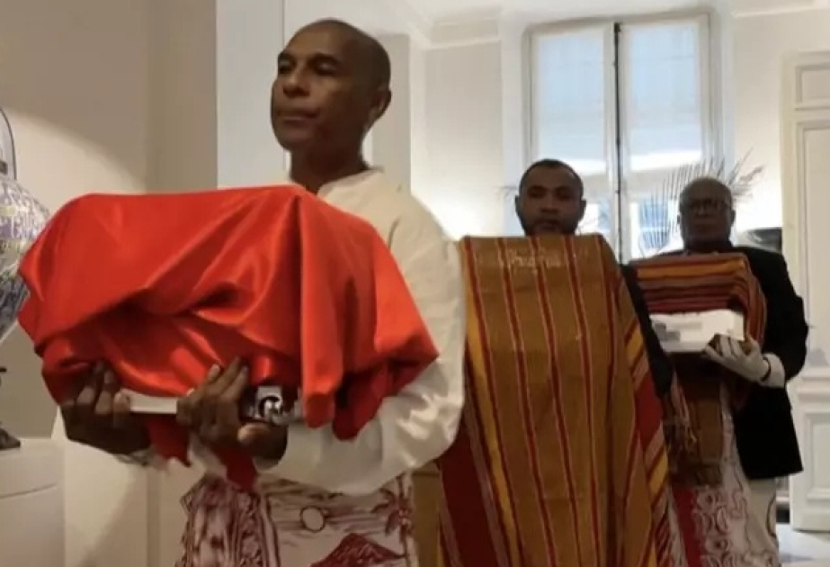 France returns slain king's skull to Madagascar