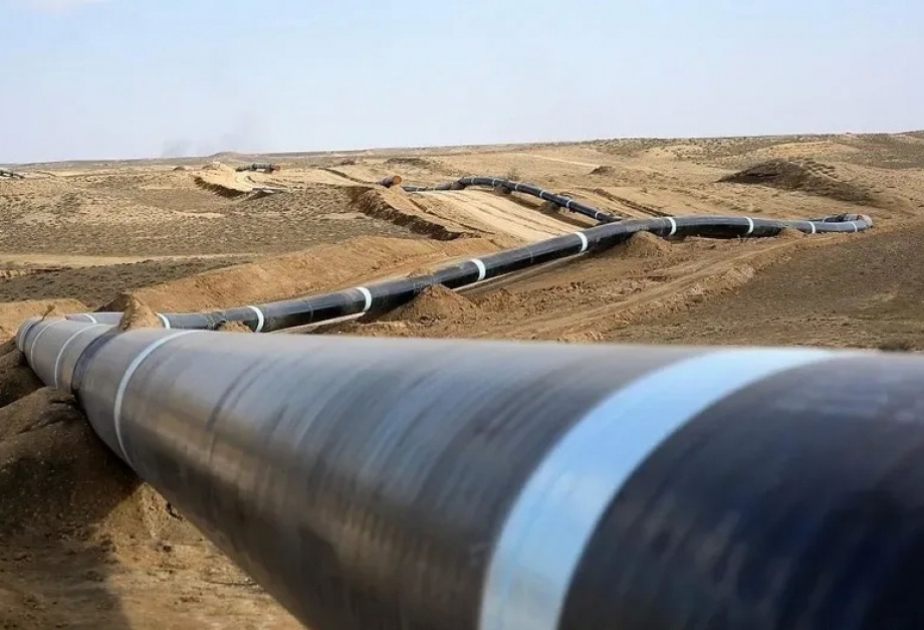 كازاخستان تبحث استئناف إمدادات النفط عبر أذربيجان