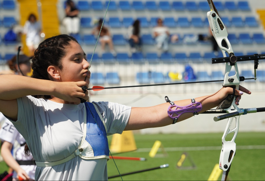 Kamandan oxatma üzrə ölkə birinciliyi və çempionatına start verilib