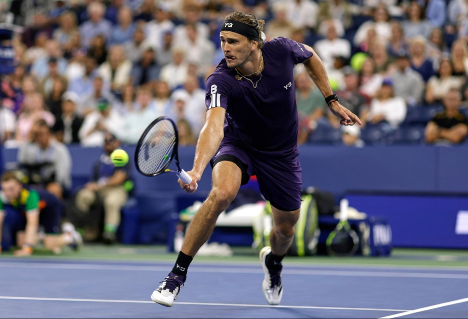 Tennis: Zverev erreicht bei US Open Runde drei