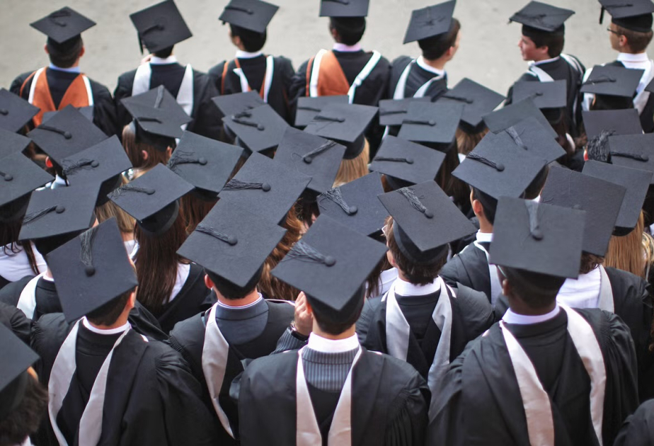 British graduates earn £10k a year less than foreign students