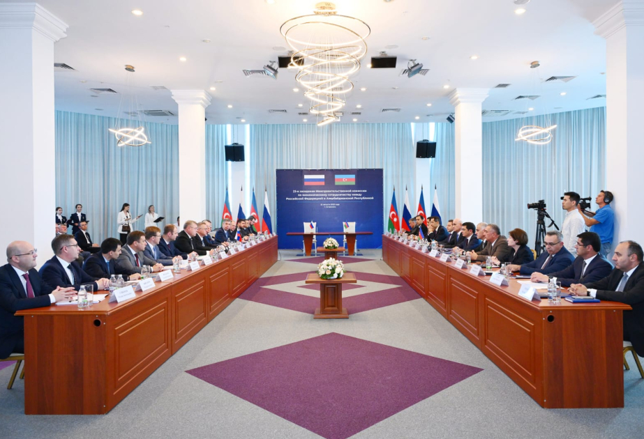 讨论阿塞拜疆与俄罗斯经济合作发展的前景