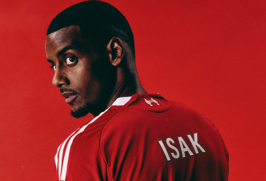 Liverpool complete signing of Alexander Isak