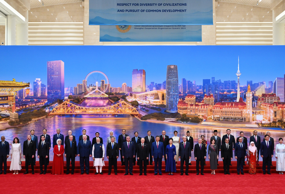 伊利哈姆·阿利耶夫总统发文分享中国之行