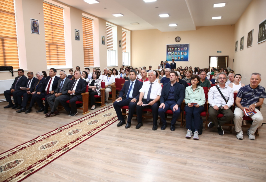 “Mexanikada yeni trendlər” mövzusunda beynəlxalq elmi konqres Qubada davam edir