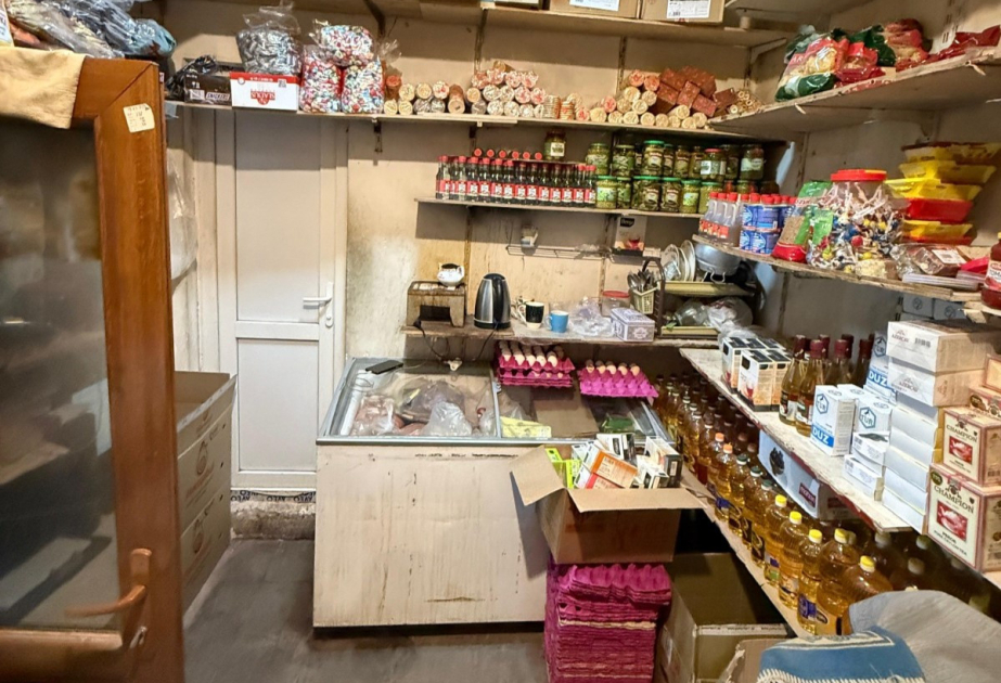 Qaradağ rayonunda “Tur” marketin qanunsuz fəaliyyət göstərdiyi aşkarlanıb