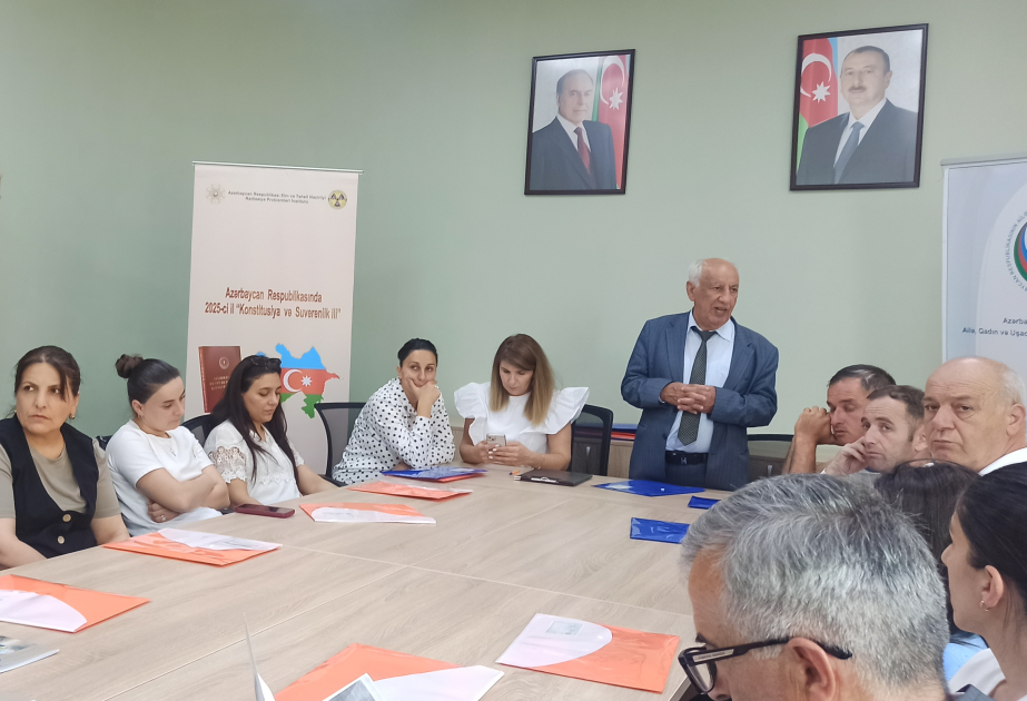 Coğrafiyaçı-alim iqlim dəyişmələri üzrə maarifləndirici seminarda çıxış edib