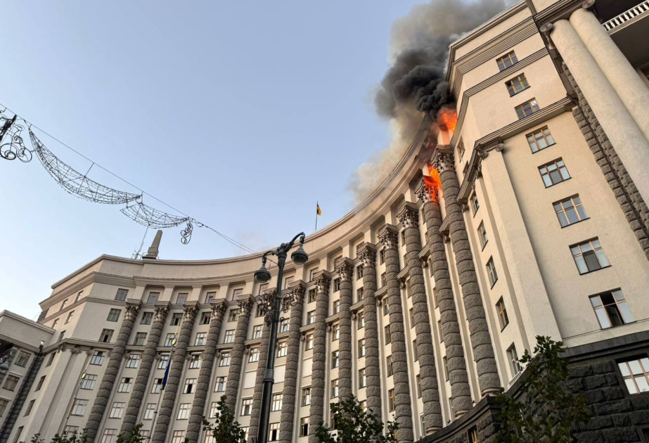 Россия впервые с начала войны атаковала здание Кабмина Украины