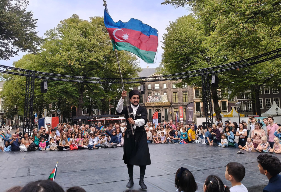 Азербайджан был представлен на международном фестивале в Гааге