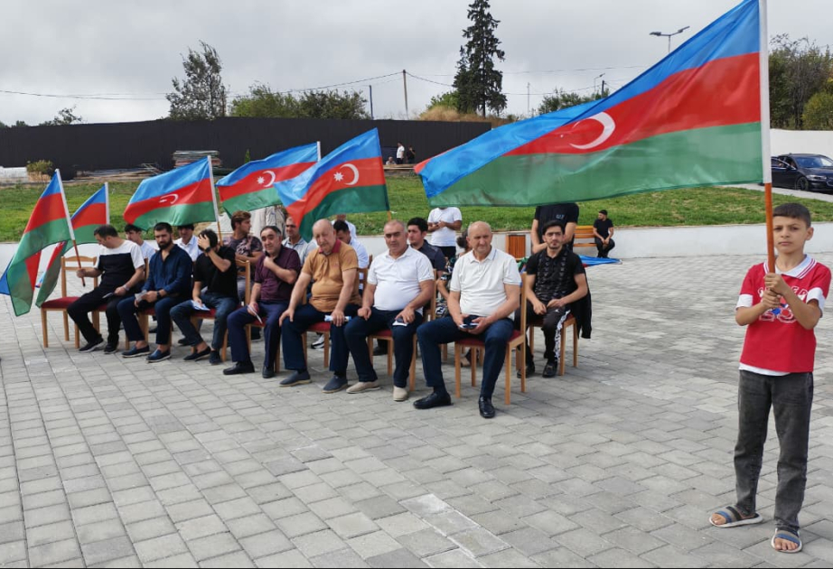 15 families relocated to Khanyurdu village in Khojaly district receive house keys